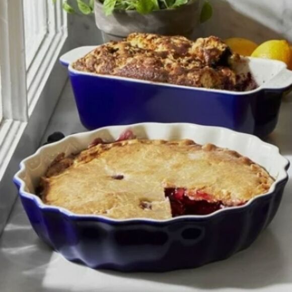 Henckels Ceramic Scalloped Pie Dish- Dark Blue - Picture 2 of 10